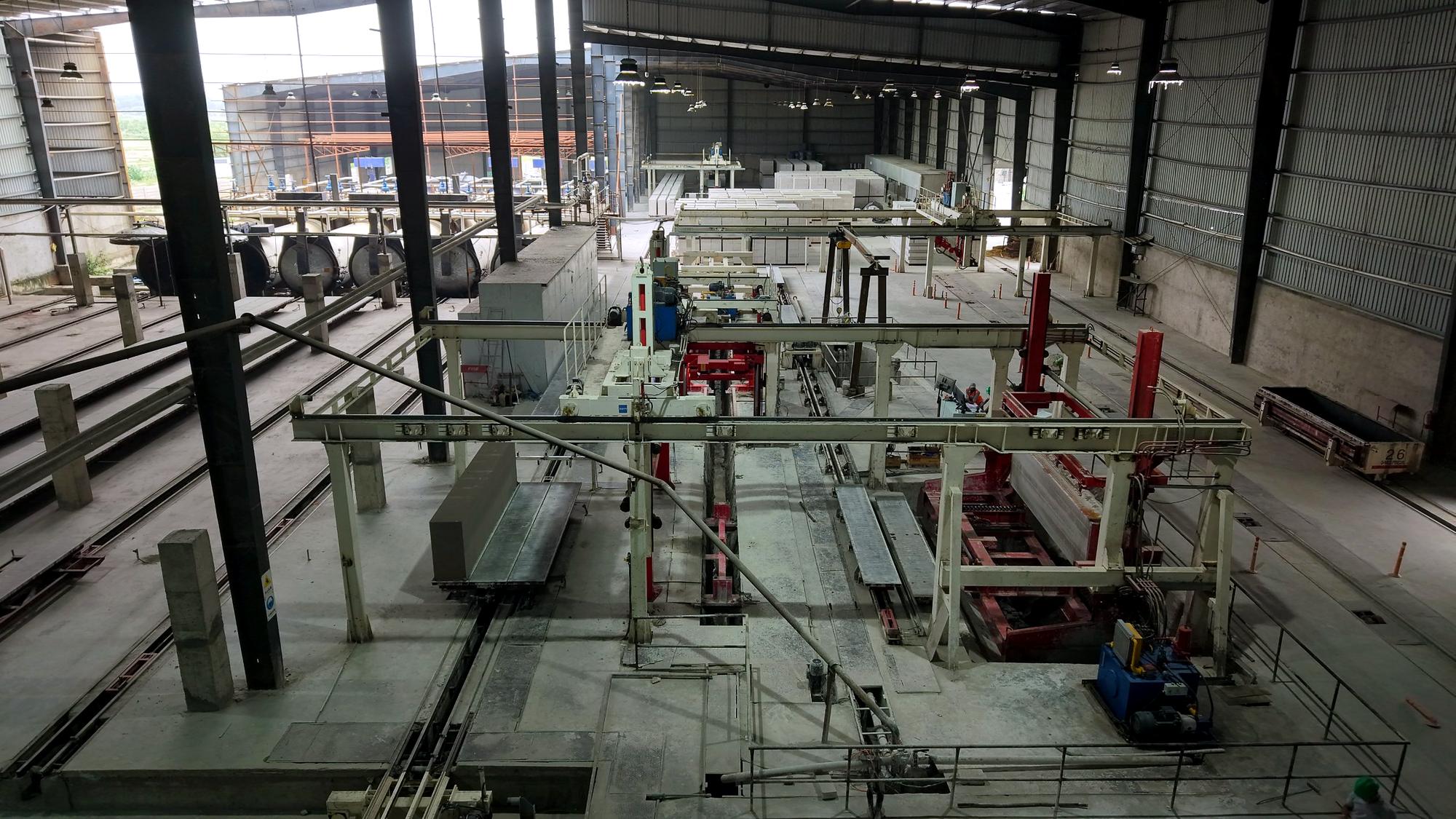 Inside the Brickcem plant: the cutting line, moulds and autoclaves under one roof